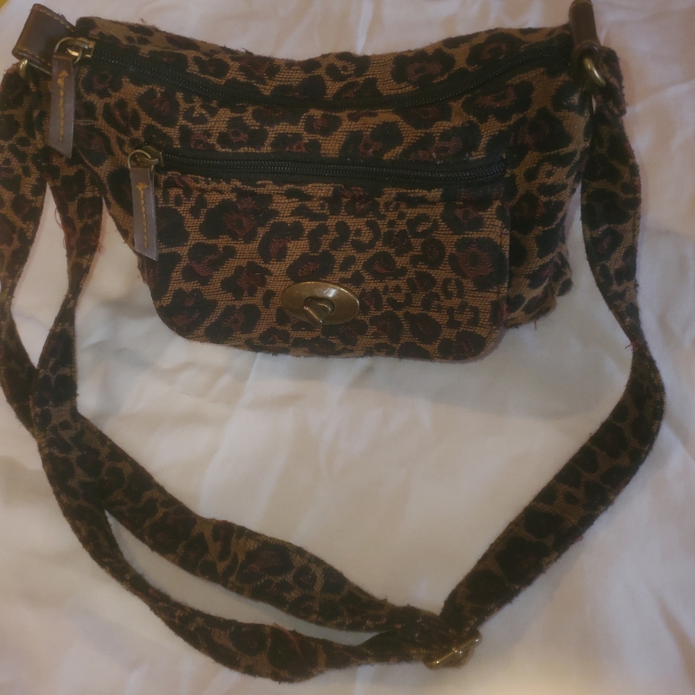 Leopard small purse